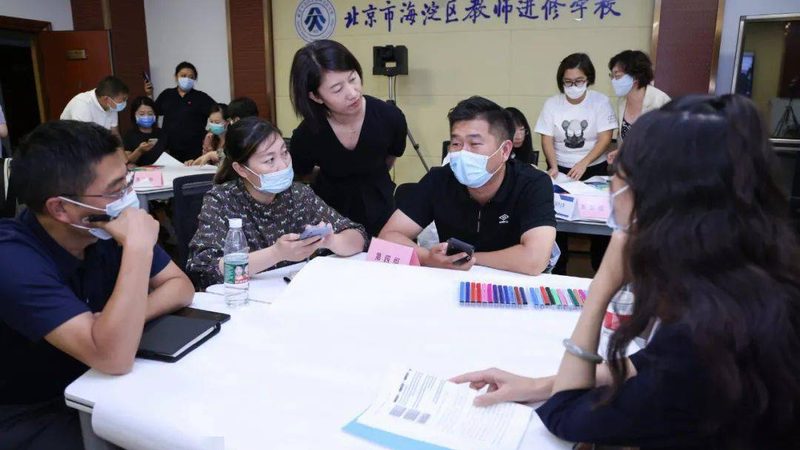 管理培训教材分类与选用的关键要点**